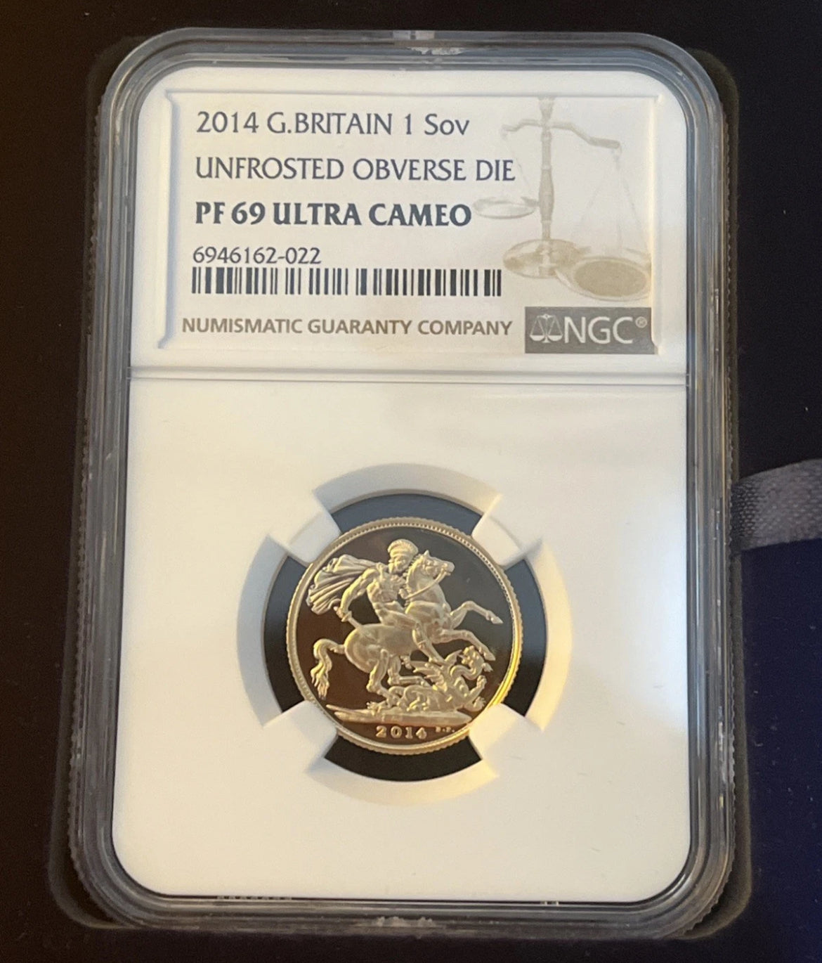 *RARE MULE COIN* 2014 QEII Sovereign -Unfrosted Obverse Die Error NGC PF69UC