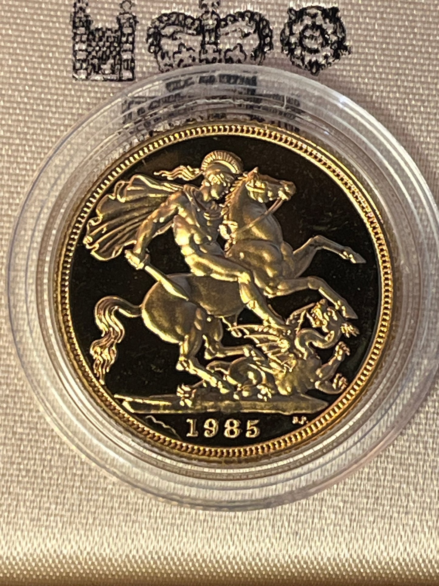 1985 QEII Proof Full Sovereign 22ct Gold coin with box and COA - Low Mintage