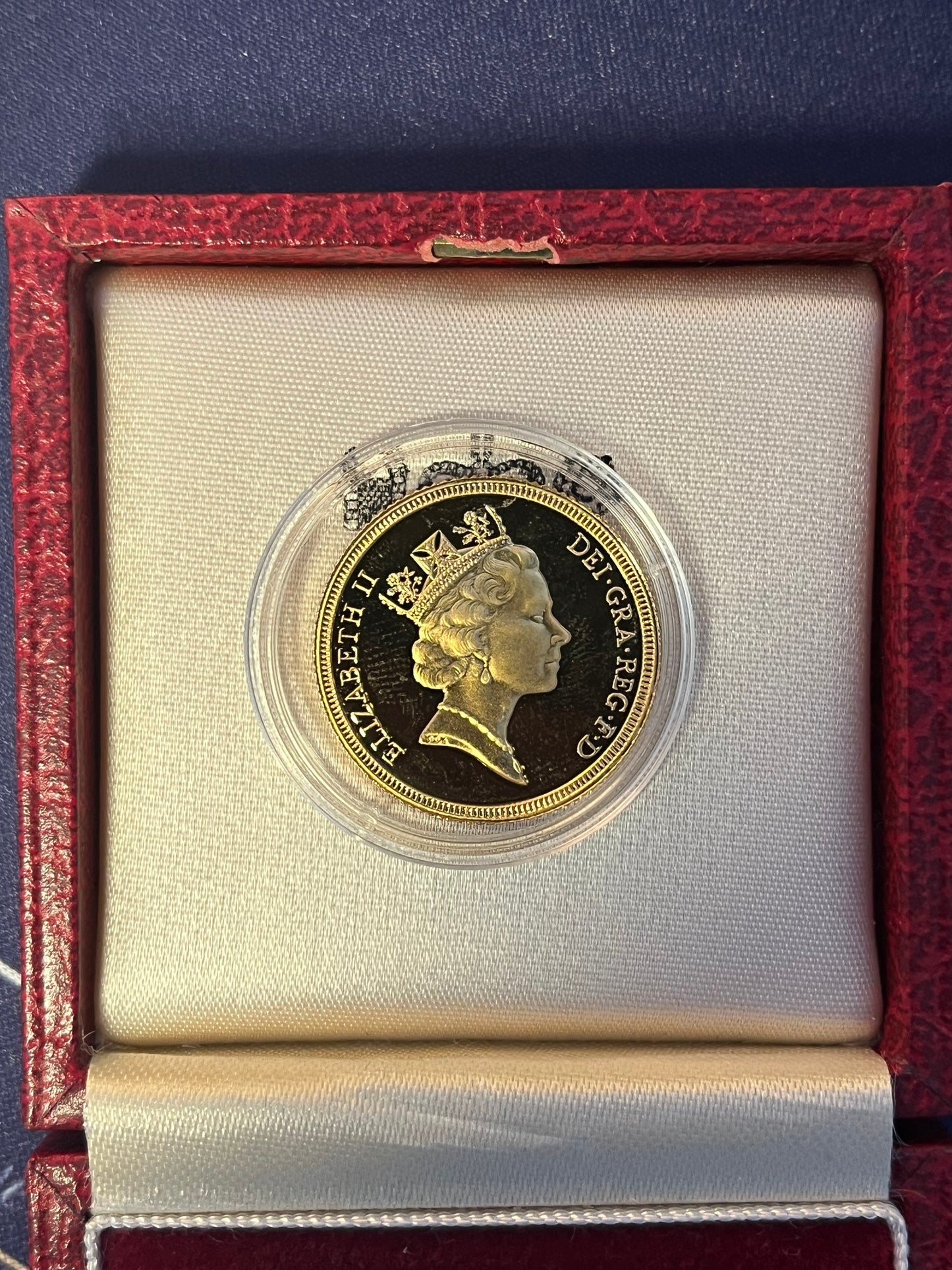 1985 QEII Proof Full Sovereign 22ct Gold coin with box and COA - Low Mintage