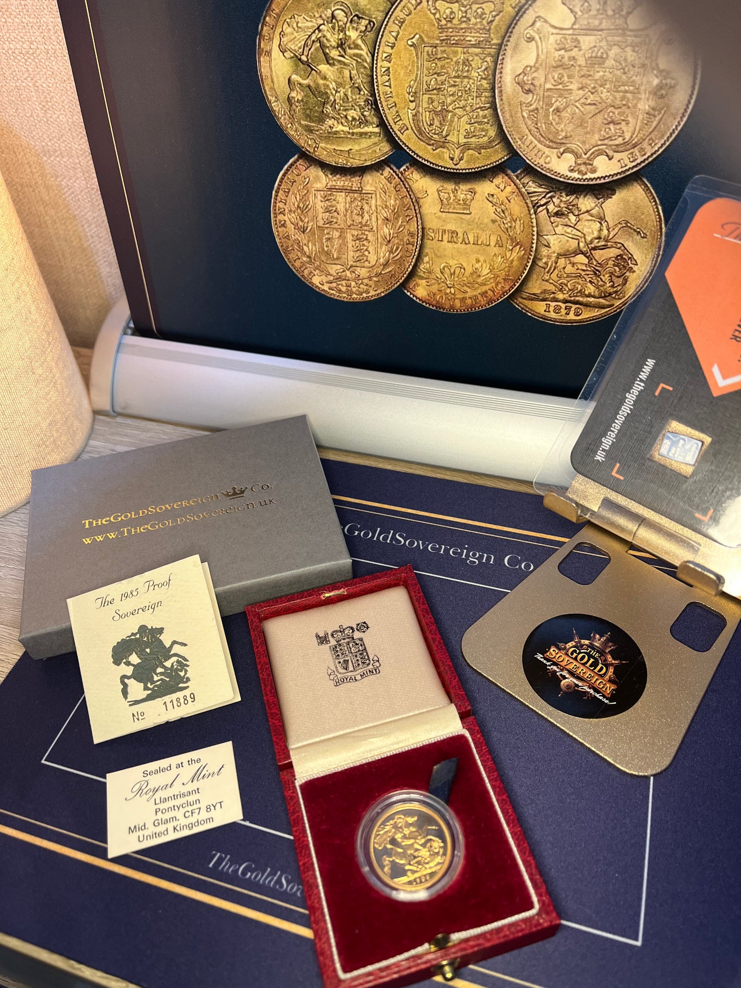 1985 QEII Proof Full Sovereign 22ct Gold coin with box and COA - Low Mintage