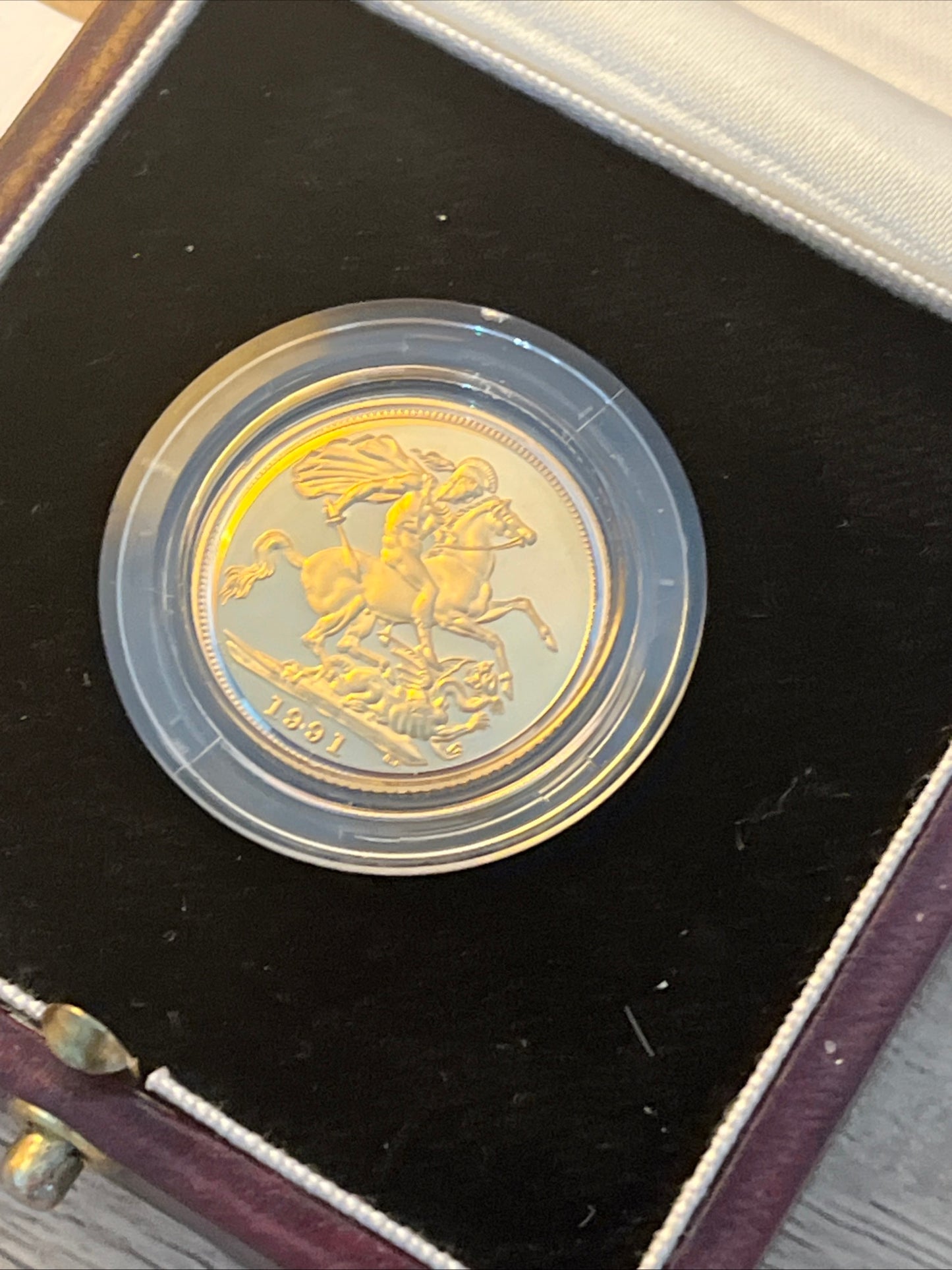1991 QEII Proof Full Sovereign 22ct Gold coin with box and COA - Low Mintage