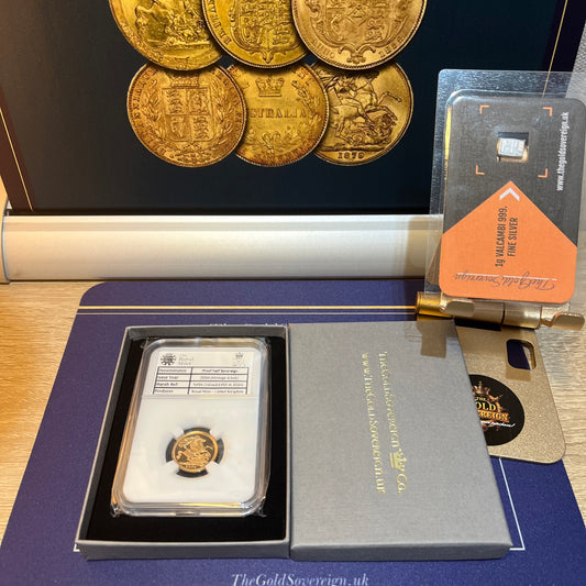 2004 22ct Gold QEII Proof Half Sovereign Coin - Low Mintage + FREE Silver Bar!